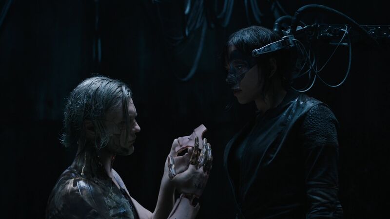 File:Ghost in the Shell (2017) 216.jpg