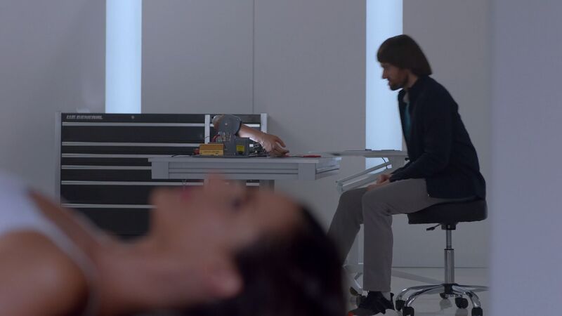 File:American Horror Story S08E08 Sojourn 1.jpg