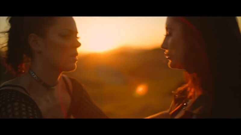 File:Sapphica - RobotiX - Official Music Video 51.jpg