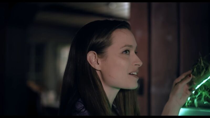 File:The Collector - DUST 25.jpg